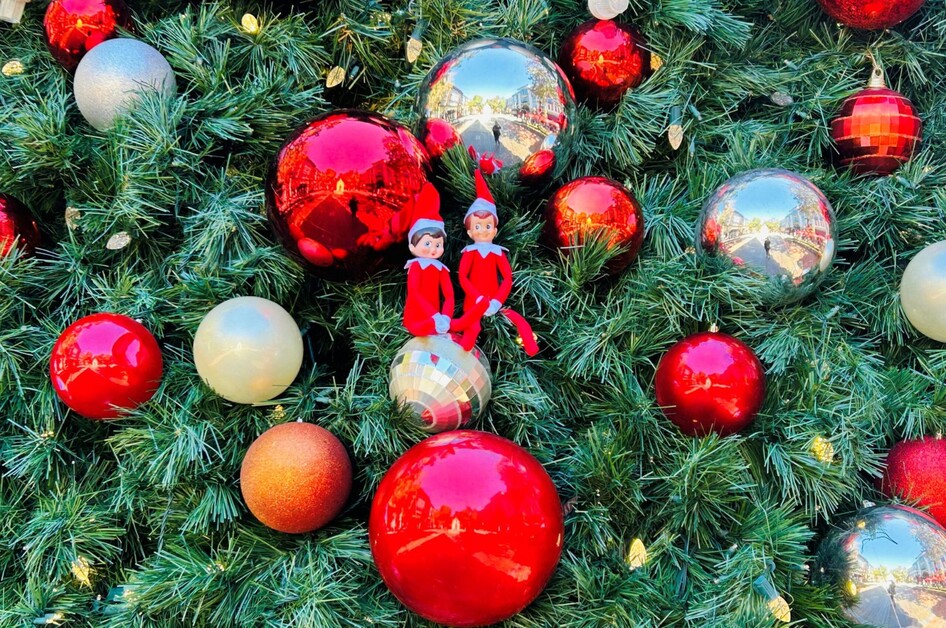 Elf on The Shelf Scavenger Hunt